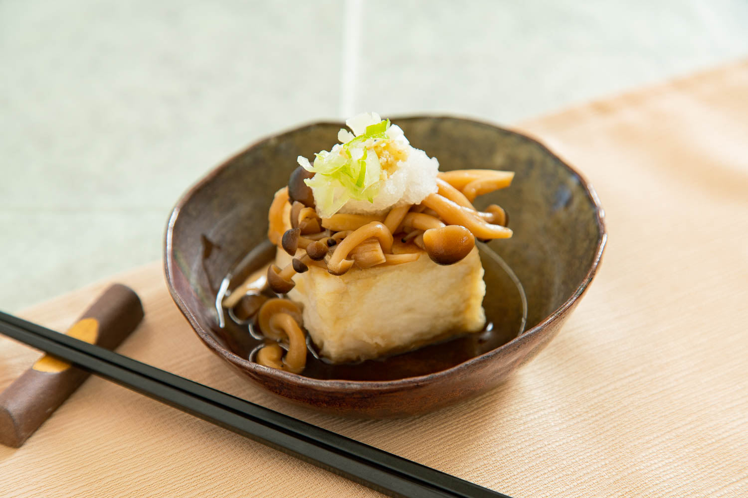 揚げ出しキノコ豆腐